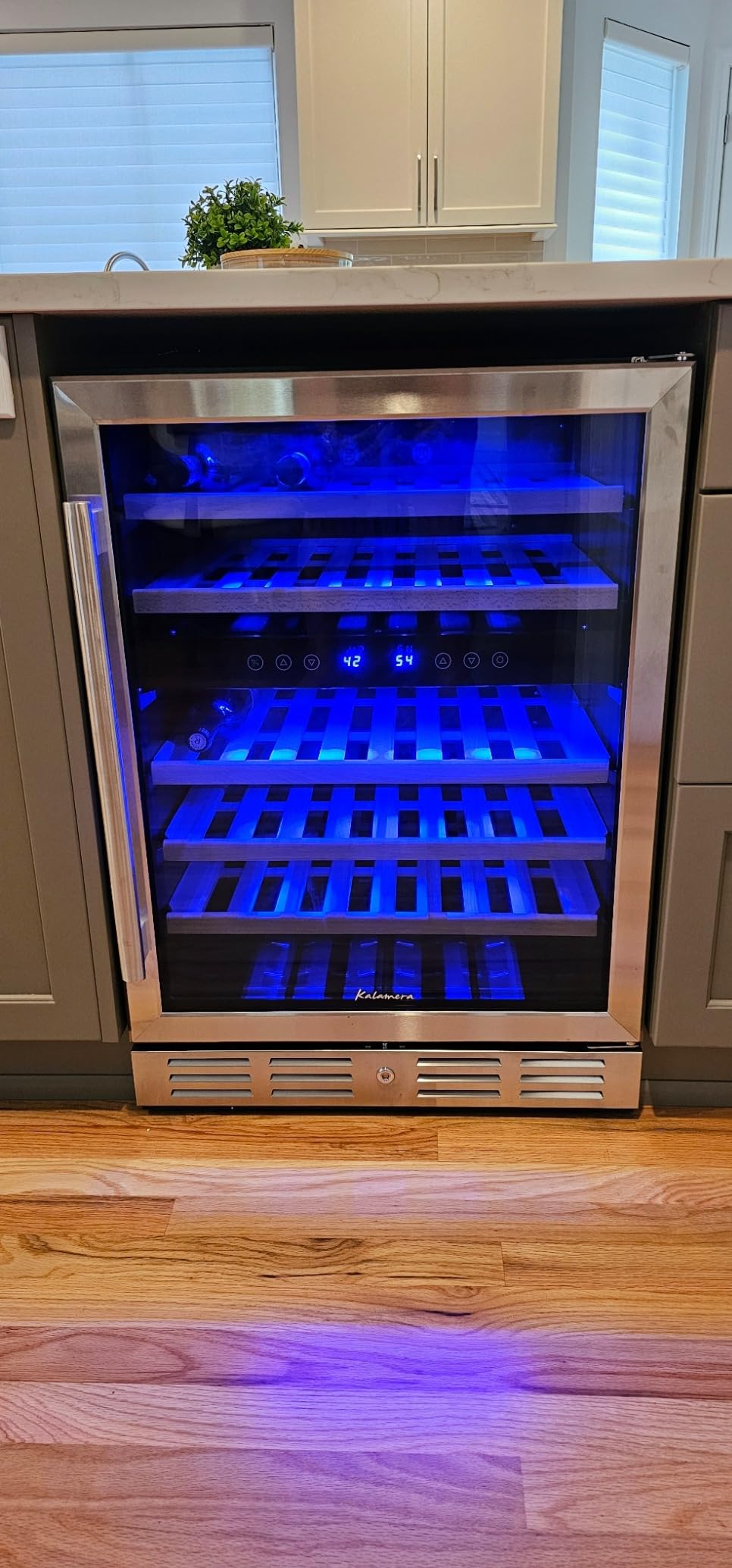 Beverage Fridge 24 Inch Beverage and Wine Cooler Built-in or Freestanding - 120 Cans & 16 Bottles Capacity Wine Refrigerator Cooler customer photo 1