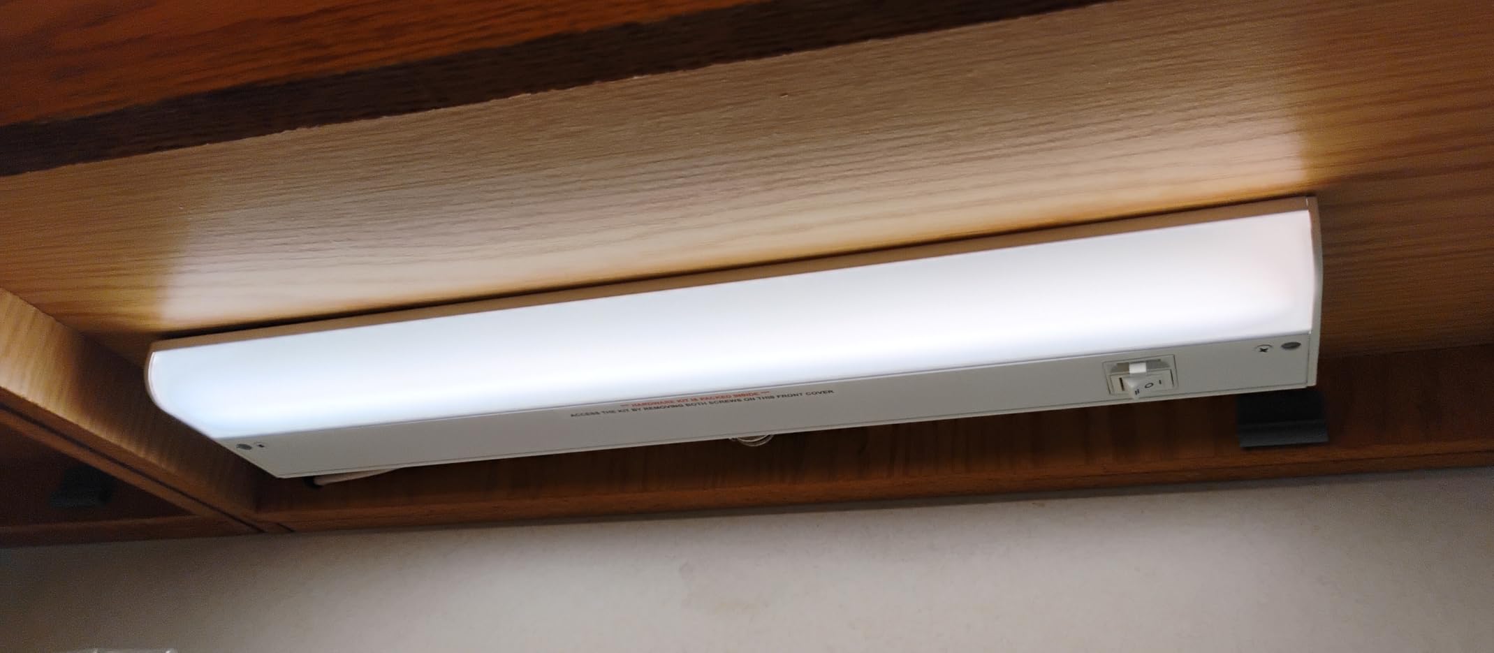 GETINLIGHT 24-Inch Hardwired Only LED Under Cabinet Light, 5000K customer photo 2