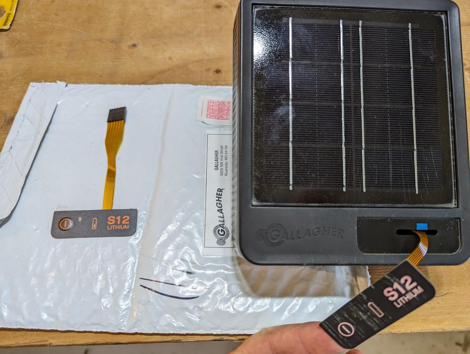 Gallagher S12 0.12J Solar Electric Fence Charger, 4 Mile Range customer photo 2