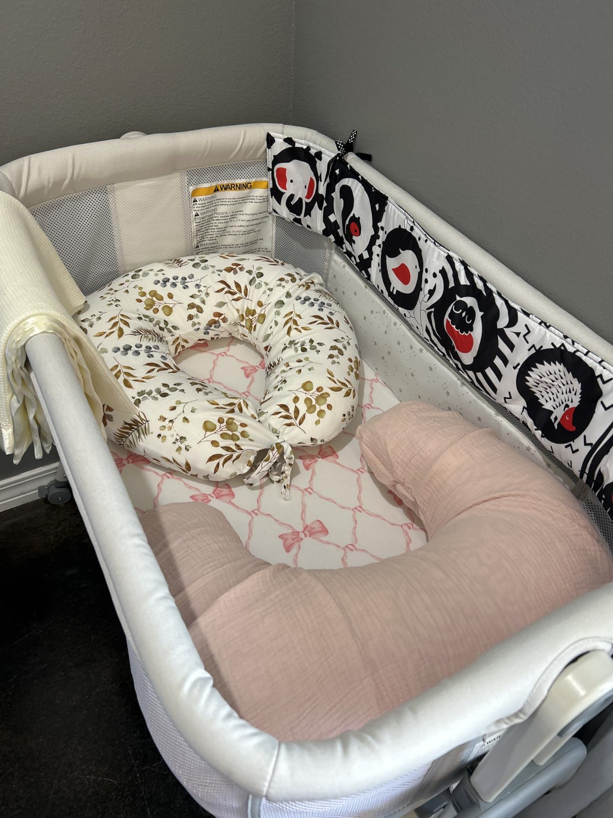 ANGELBLISS Baby Bassinet Bedside Sleeper with Wheels, 6 Heights (Beige) customer photo 1