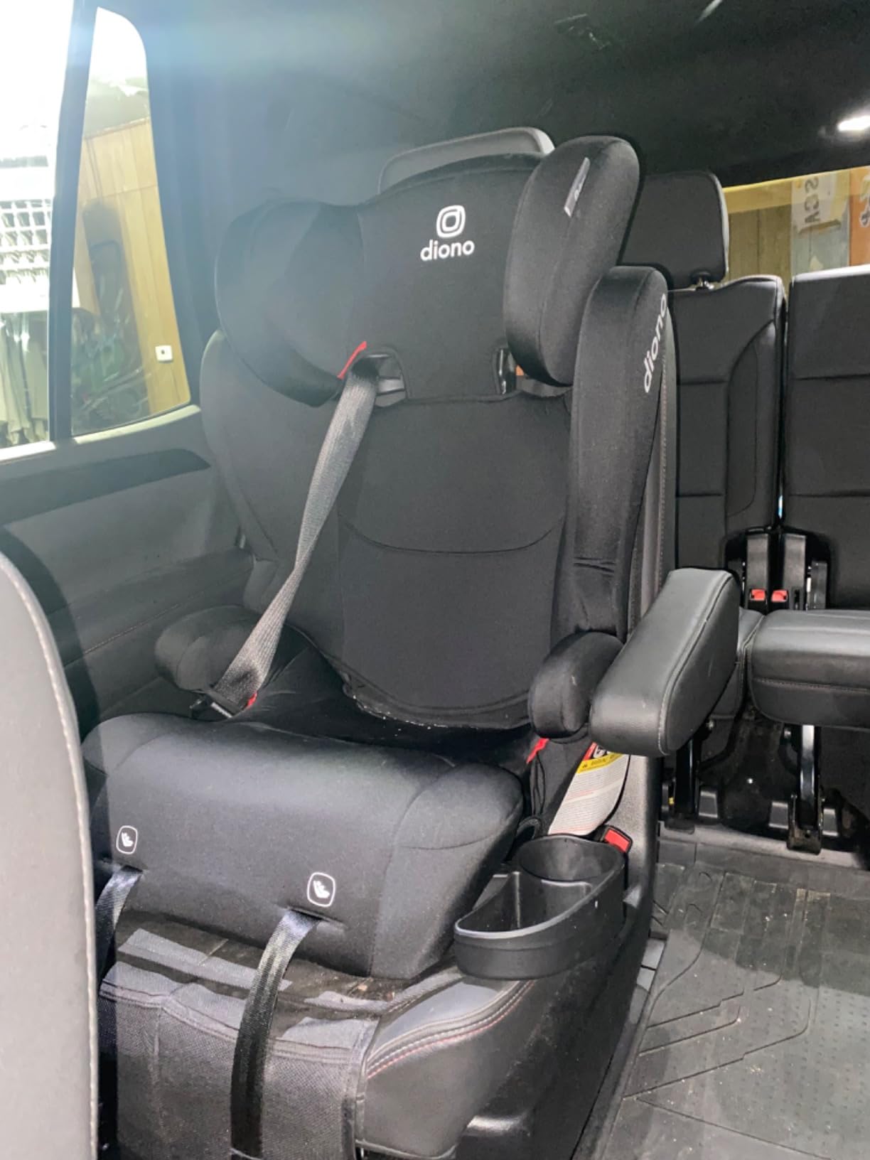 Diono Cambria 2 XL, Dual Latch Connectors, 2-in-1 Belt Positioning Booster Seat, High-Back to Backless Booster, Space and Room to Grow, 7 Headrest Positions, 8 Years 1 Booster Seat, Black customer photo 1