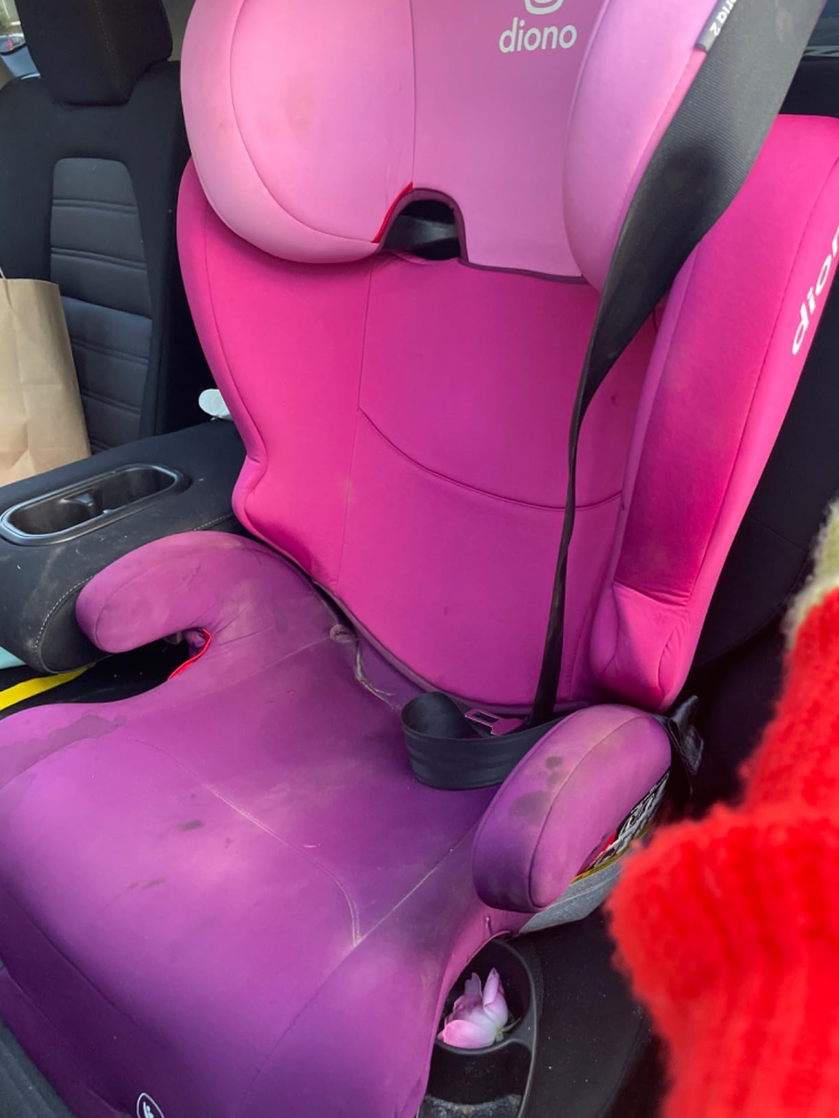 Diono Cambria 2 XL, Dual Latch Connectors, 2-in-1 Belt Positioning Booster Seat, High-Back to Backless Booster, Space and Room to Grow, 7 Headrest Positions, 8 Years 1 Booster Seat, Black customer photo 2