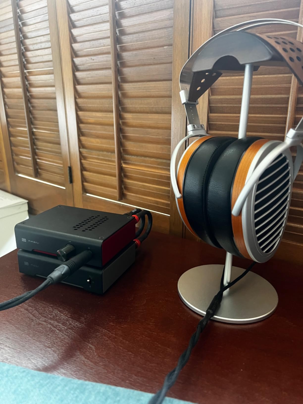 HIFIMAN HE1000 Stealth Magnet Planar Magnetic Full-Size Over-Ear Open-Back Hi-Fi Reference Grade Headphones for Audiophiles, Home & Studio Listening customer photo 1