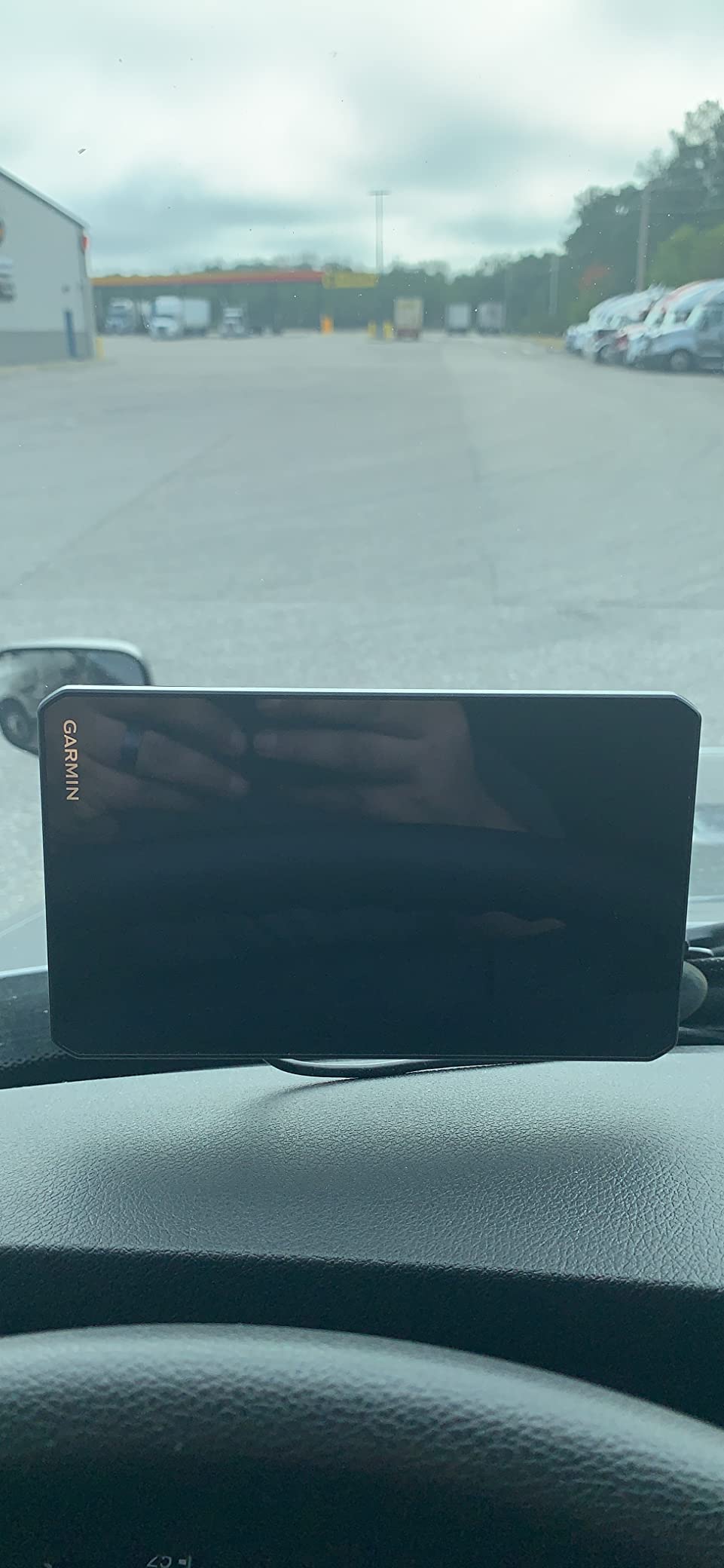 Garmin Dezl OTR710 Truck Navigator customer photo 1