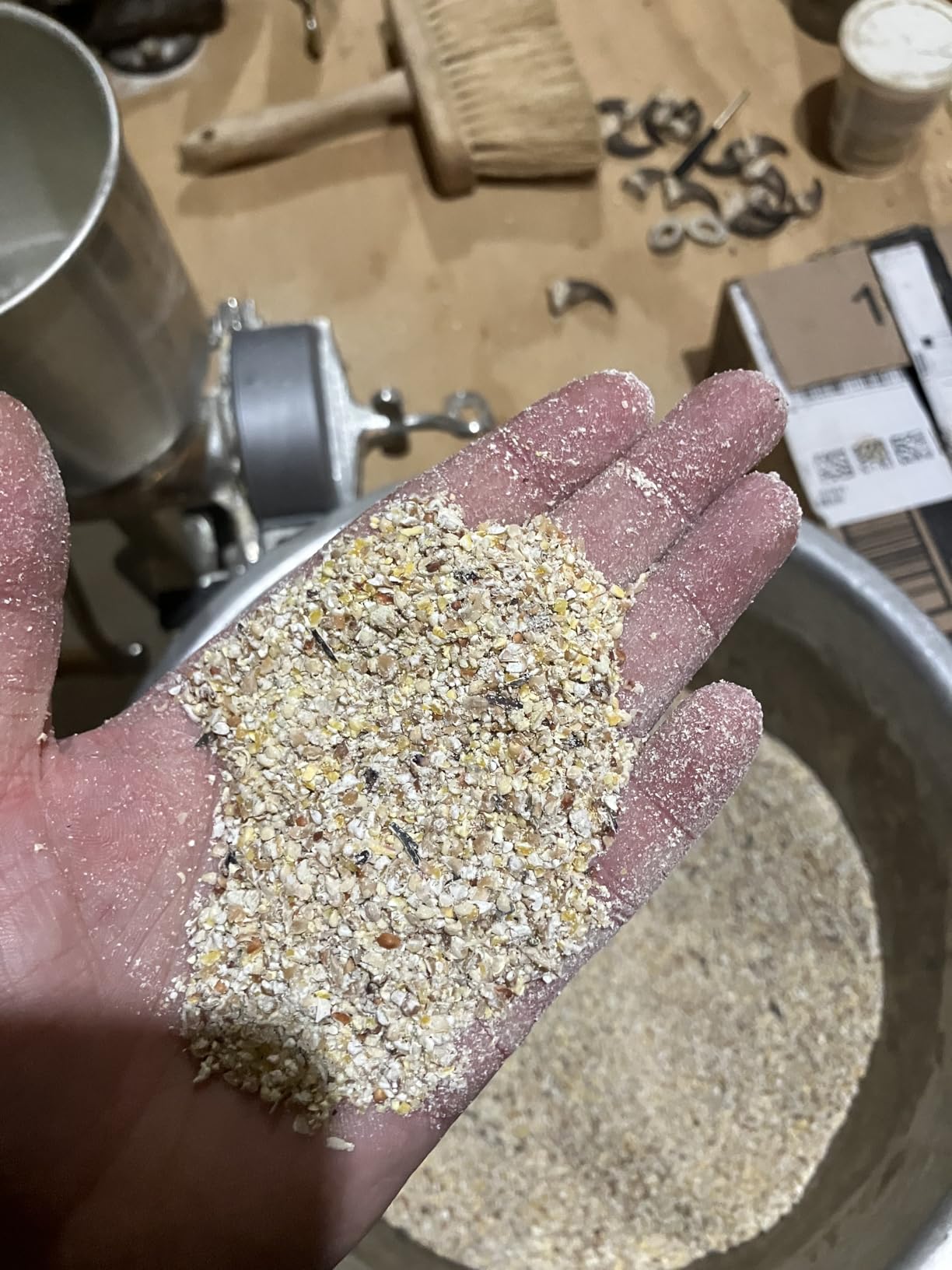 Corona Manual Grain Mill, Molino para Moler Maiz, Cast Iron Grinder customer photo 2