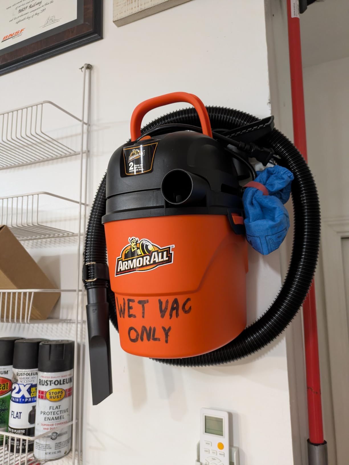Armor All VO405P 0901 4 Gallon Wet/Dry Vac 2.0 Peak HP Shop Vacuum with Nozzles & Brush,Black/Orange customer photo 2