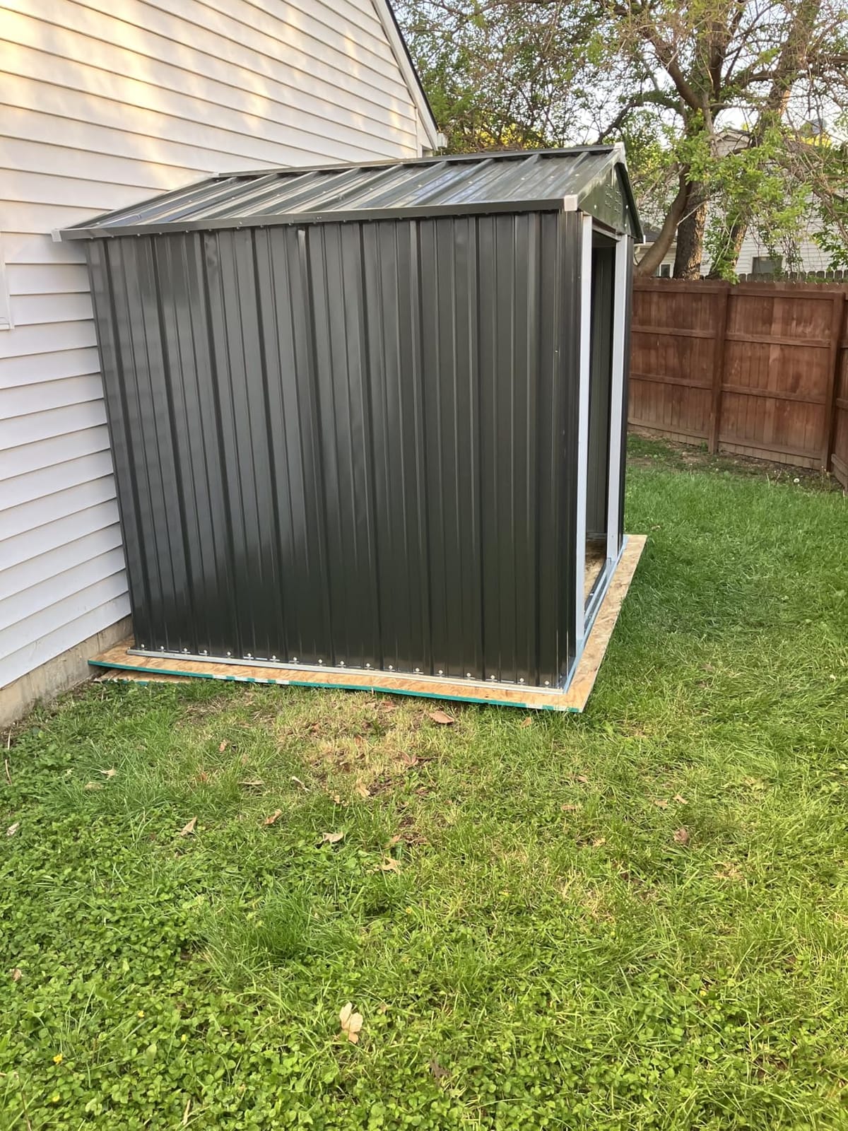 Gizoon 8x6 FT Outdoor Storage Shed, Corrosion Metal Garden Shed, Dark Grey customer photo 2