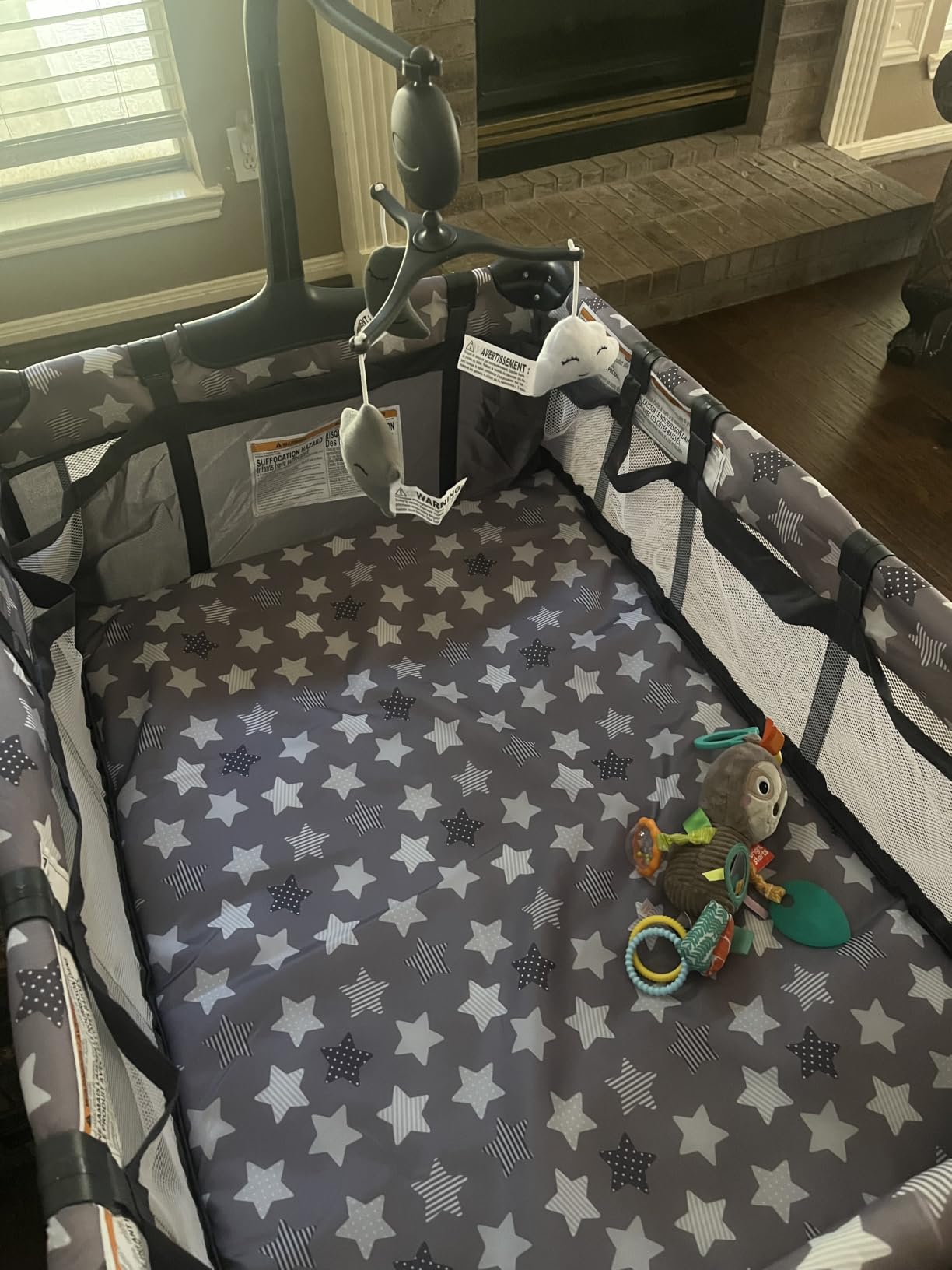 Costzon 3 in 1 Pack and Play with Bassinet, Portable Baby Playard with Changing Table, Music Box, Hangings, Wheels/Brake, Basket, Foldable Infant Bassinet Crib for Baby Toddlers Indoor Outdoor customer photo 1
