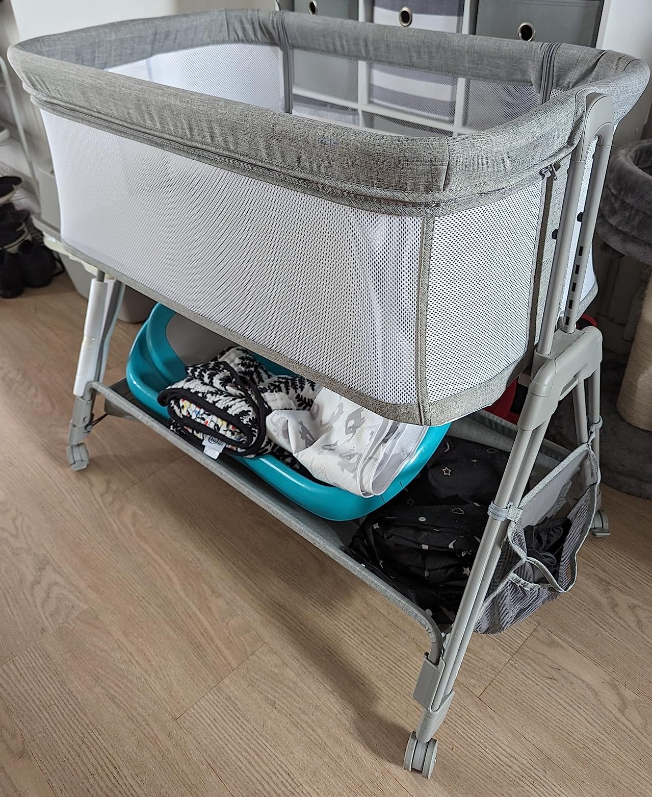Fodoss Baby Bassinets Bedside Sleeper - All Mesh Bedside Bassinet with Wheels, 7 Height Adjustable Baby Bassinet for Infants, Beige customer photo 2