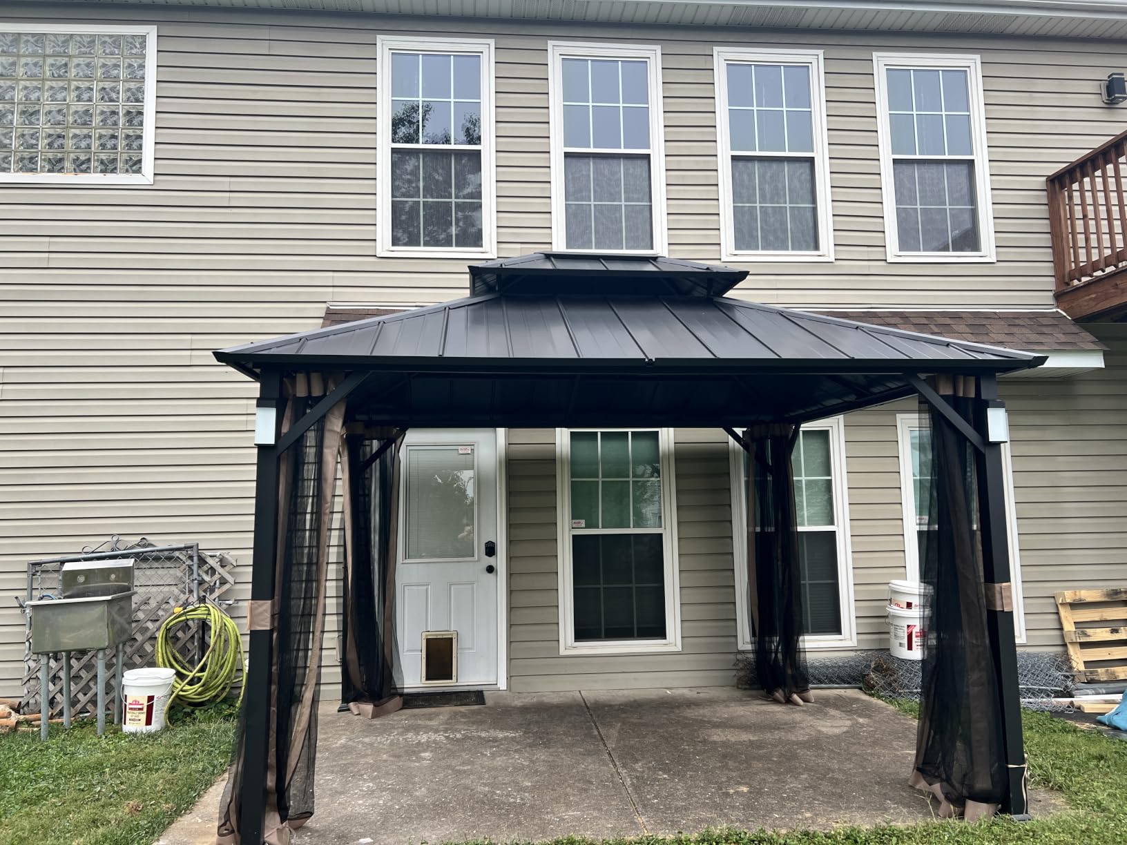 Modern Shade Aluminum Grill Gazebo 6x8 with USB Charging Power Strip, Black customer photo 2