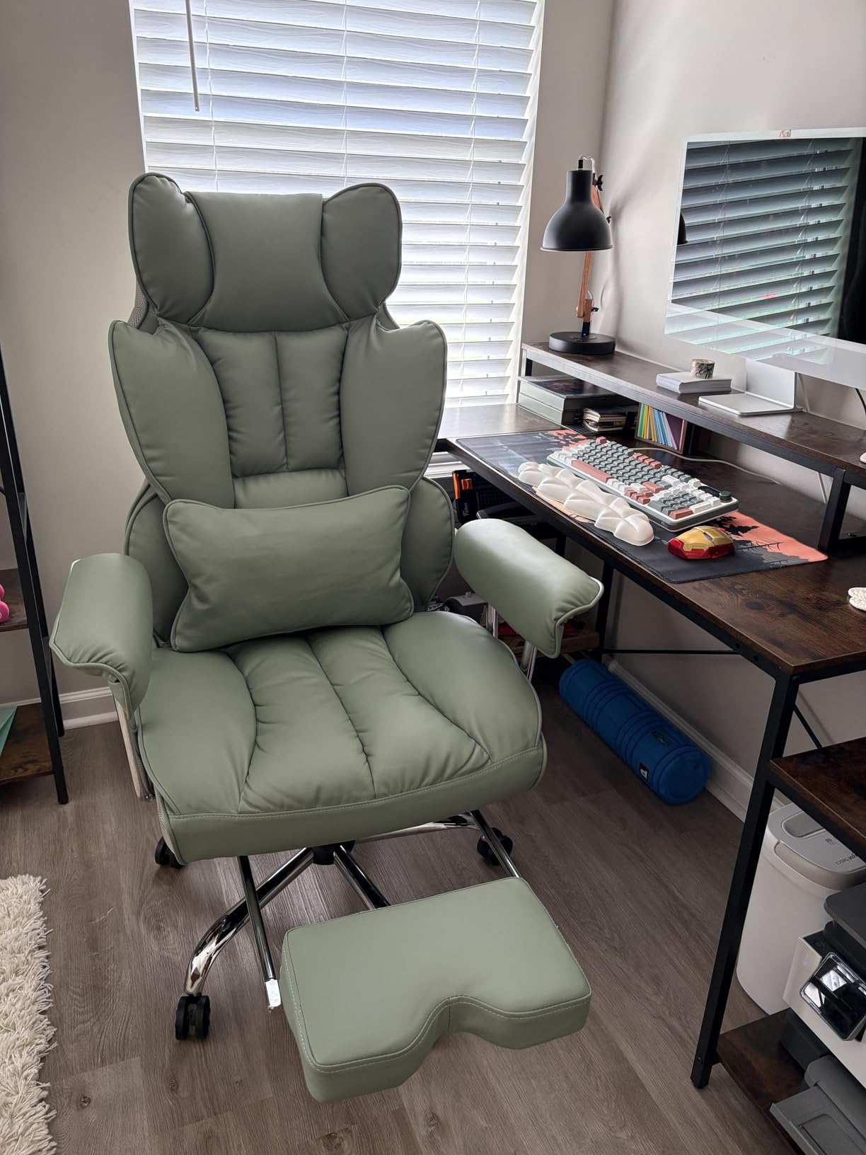 Efomao Big and Tall Office Chair 400lbs - Executive Office Chairs with Footrest, Heavy-Duty PU Leather Computer Chair for Heavy People, Light Green Home Office Desk Chairs customer photo 2