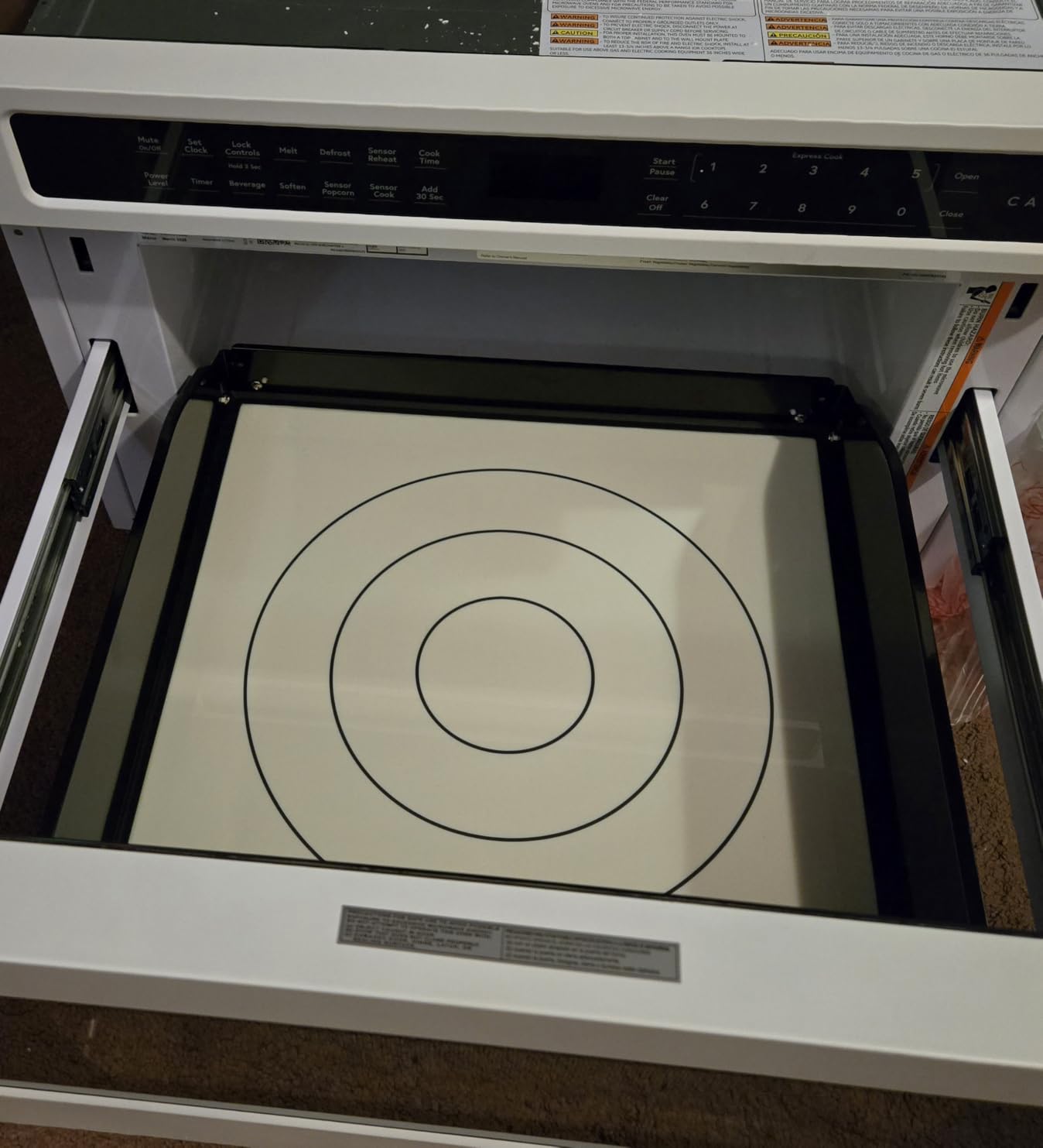 Café 1.2 Cu Ft 24