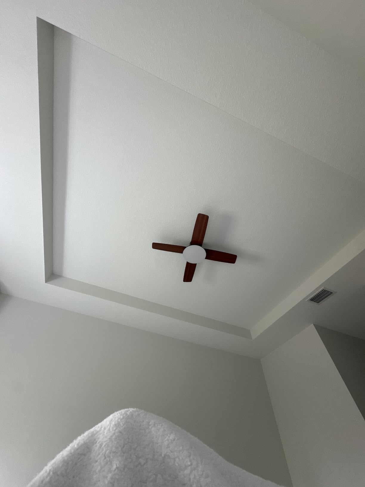 DREO Ceiling Fan, 44 Inch Low Profile Ceiling Fan with Light and Remote, 5CCT LED, 6-Level Dimmable, 6-Speed, Reversible Motor, 22 dB, Timer, Easy-Install, Black Flush Mount for Bedroom customer photo 2