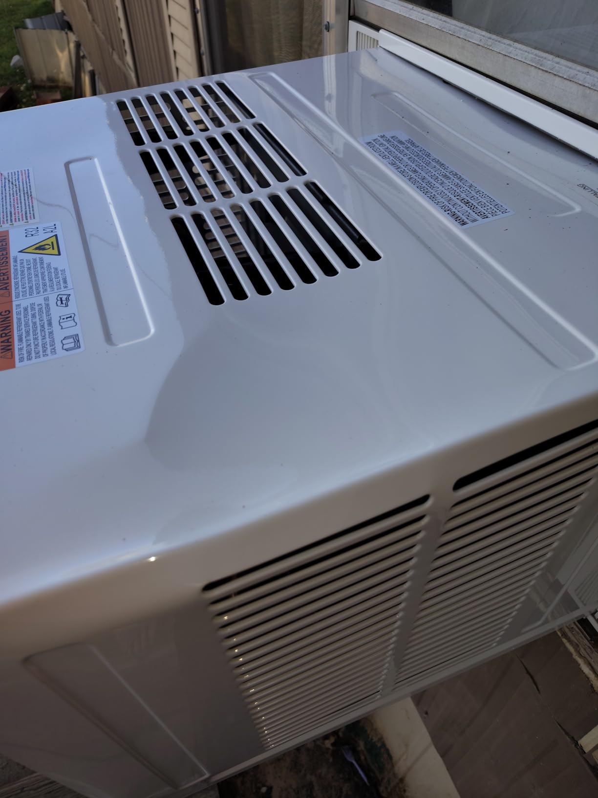 ROVSUN 12000 BTU Air Conditioner Window Unit with Heat, 4-in-1 Window AC Unit Cooler, Heater, Dehumidifier & Fan with Timer, Remote Control & Installation Kit for Rooms up to 550 Sq. Ft, 208/230V customer photo 2