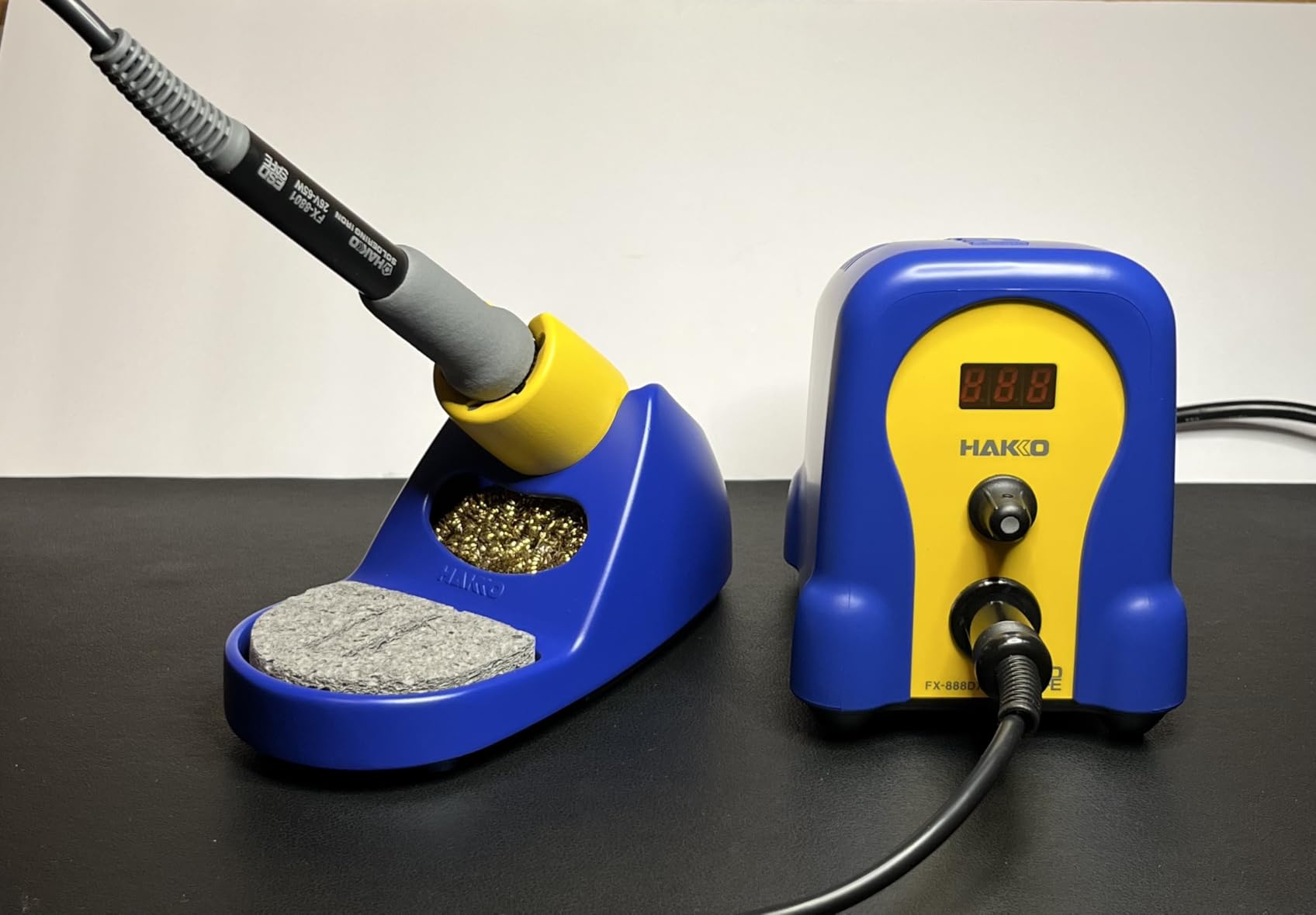 Hakko FX888DX-010 - Digital Soldering Station with Rotary Encoder customer photo 1