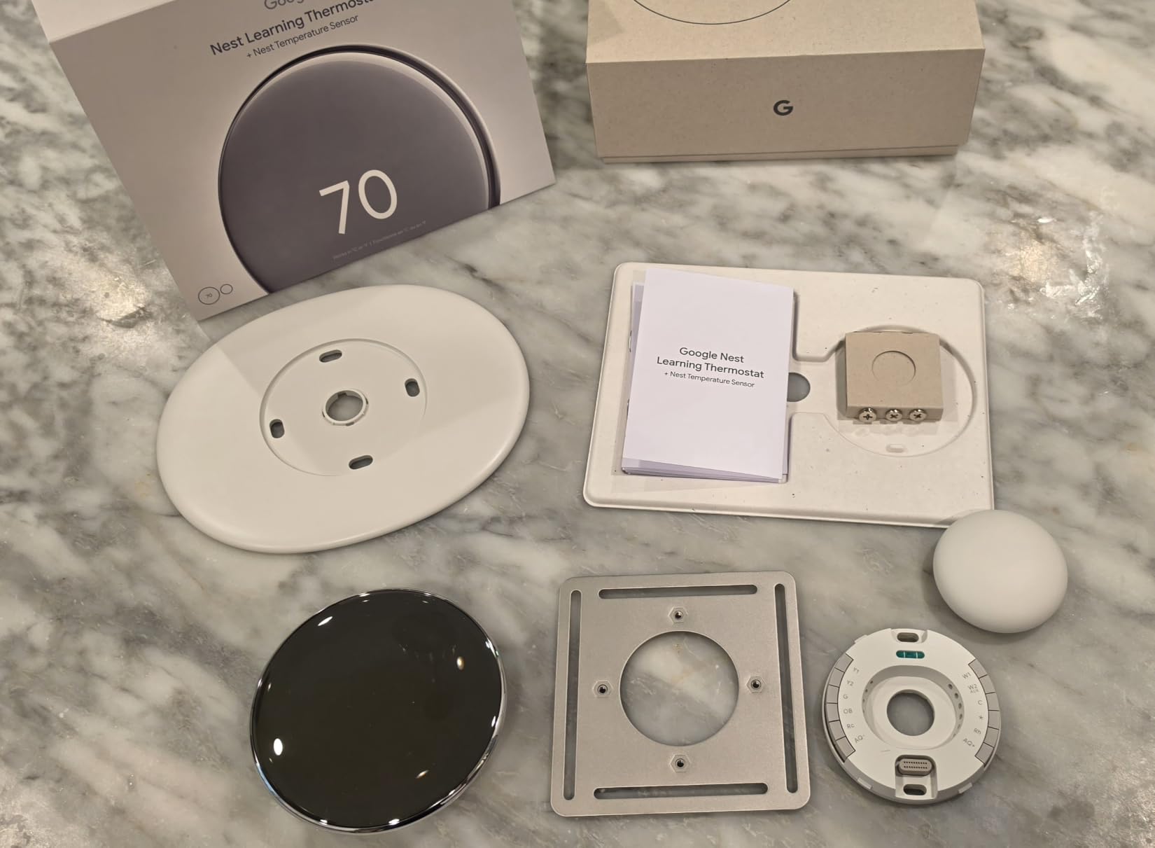 Google Nest Learning Thermostat (4th gen) + Nest Temperature Sensor (2nd gen) - Obsidian customer photo 2