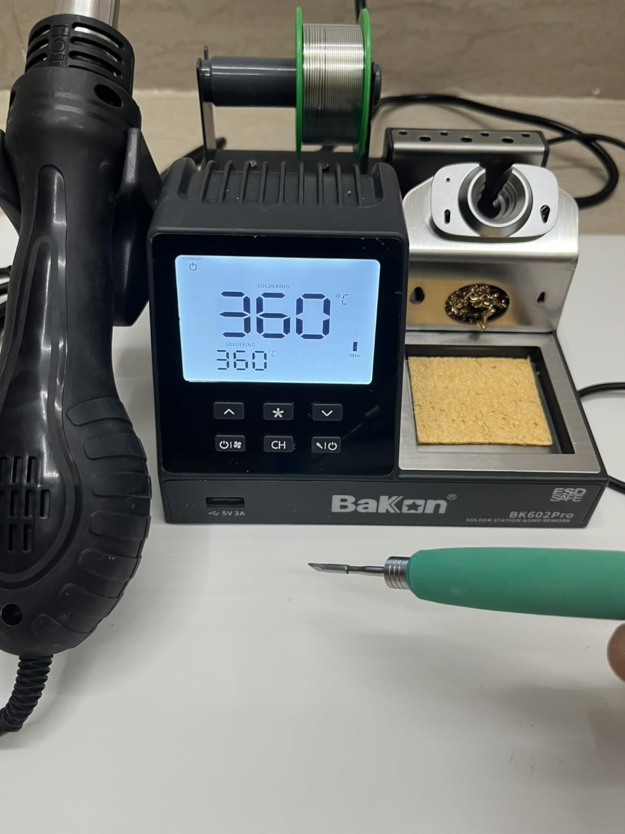 BK602S 2 in1 Soldering Iron Hot Air Rework Station,Digital Soldering Welding Iron Kit for Electronic DIY Circuit Work, Rapid Heat up Solder Station,Auto Sleep,ºC/ºF Conversion customer photo 2