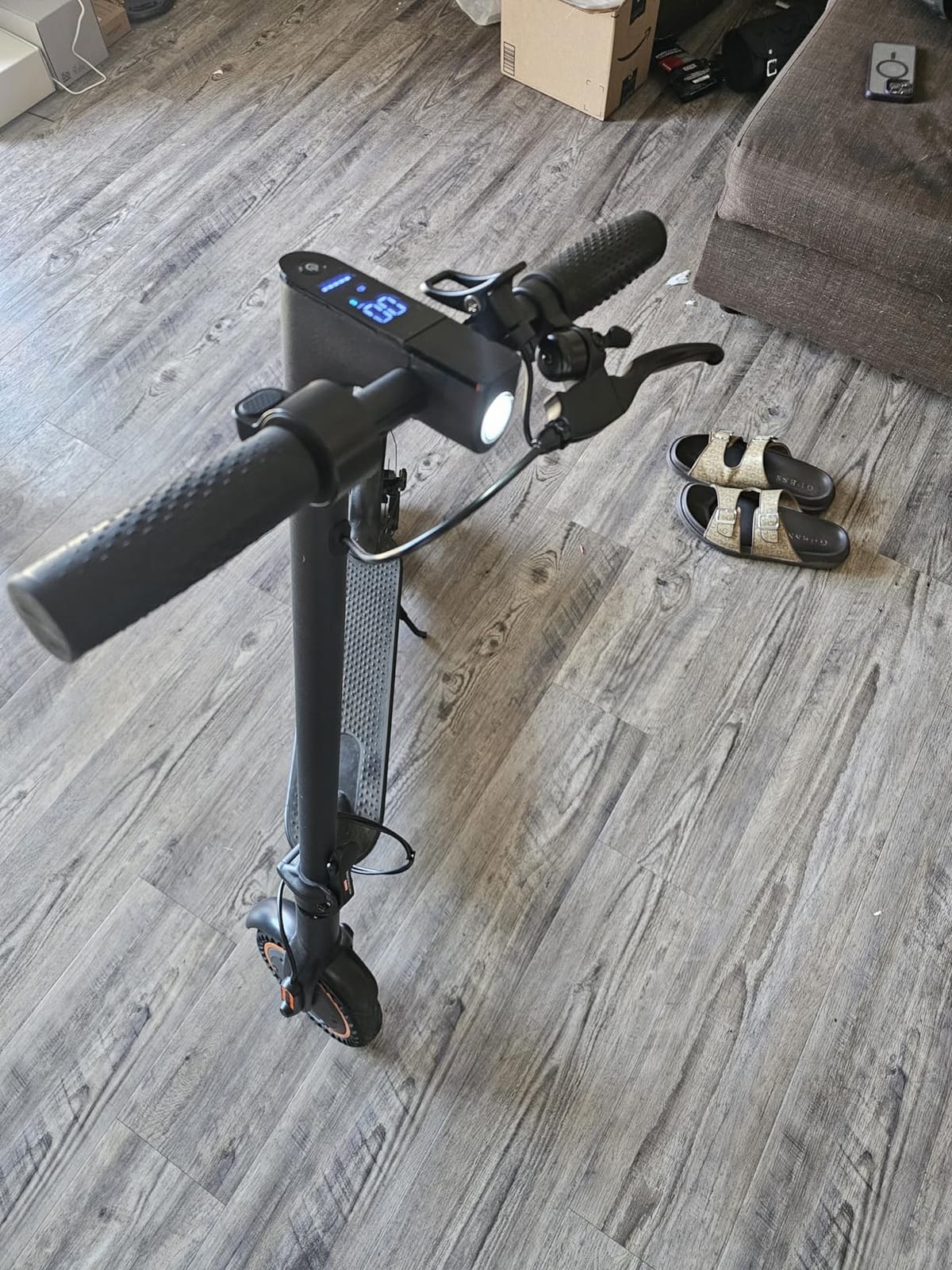 Electric Scooter, 500W Motor, Up to 17-20MPH &19-21 Miles, Commuter Escooter, Foldable E-Scooter for Adults with APP and Dual Braking System Escooter(Orange/Grizzly/Black) customer photo 1