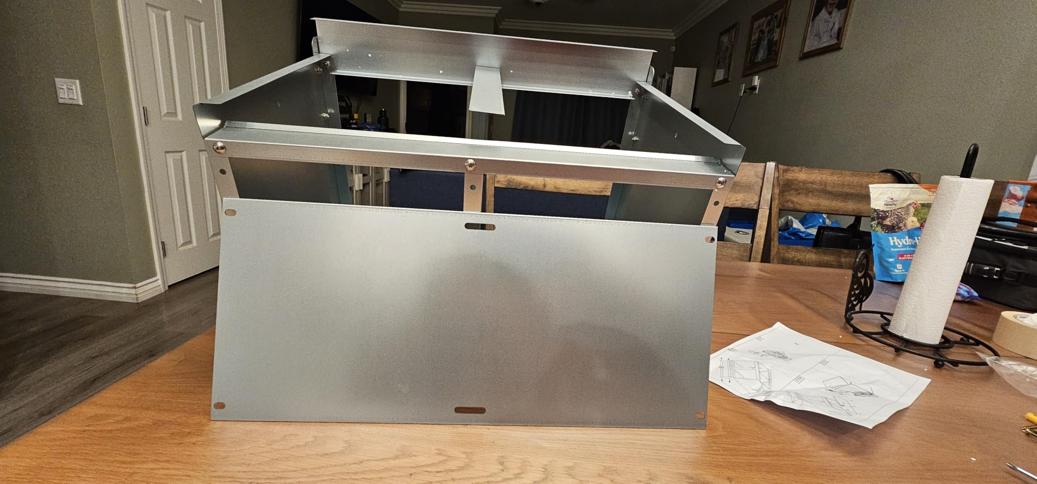 Chicken Nesting Box, 2 Holes Nesting Boxes, Heavy Duty Metal Laying Boxes, Roll Away Nesting Box Egg Collection Tray, with Roosting Pole for Chicken Coop(Green) customer photo 2