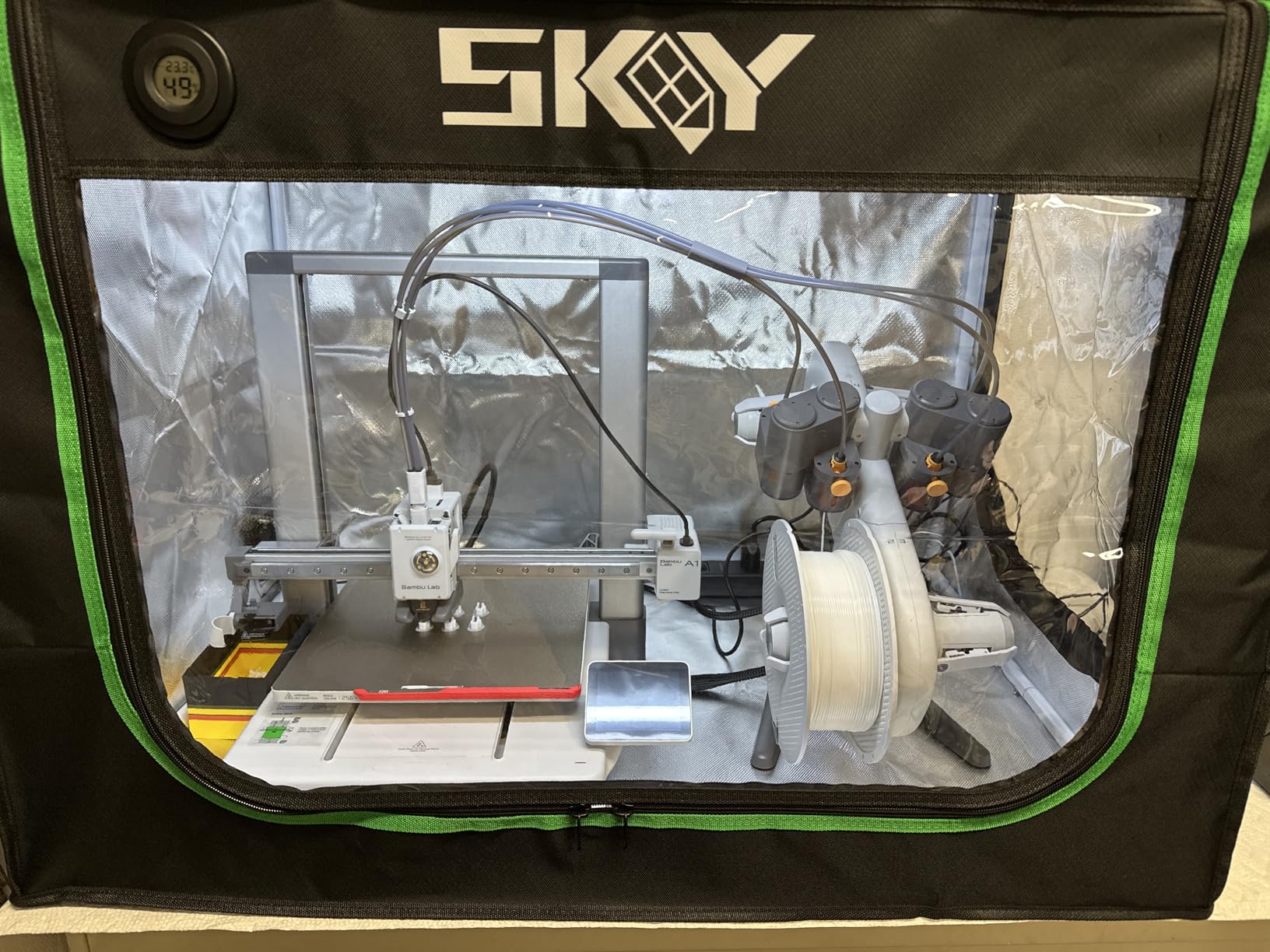 Upgrade 3D Printer Enclosure for Bambu Lab A1,A1 Mini with LED Light,Iron Frame,Fan Extraction Kit,Thermo-Hygrometer, Fireproof Dustproof Tent Constant Temperature Protective Cover,850 * 580 * 580mm customer photo 1