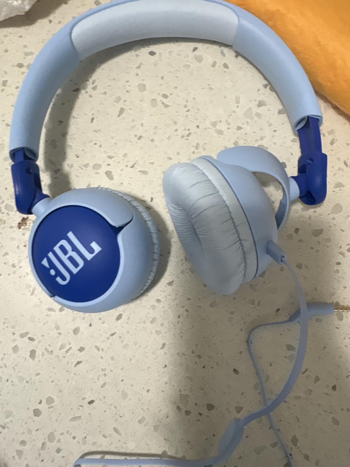 JBL Junior 320 Kids Headphones, Wired, Volume-Limited - Purple customer photo 2