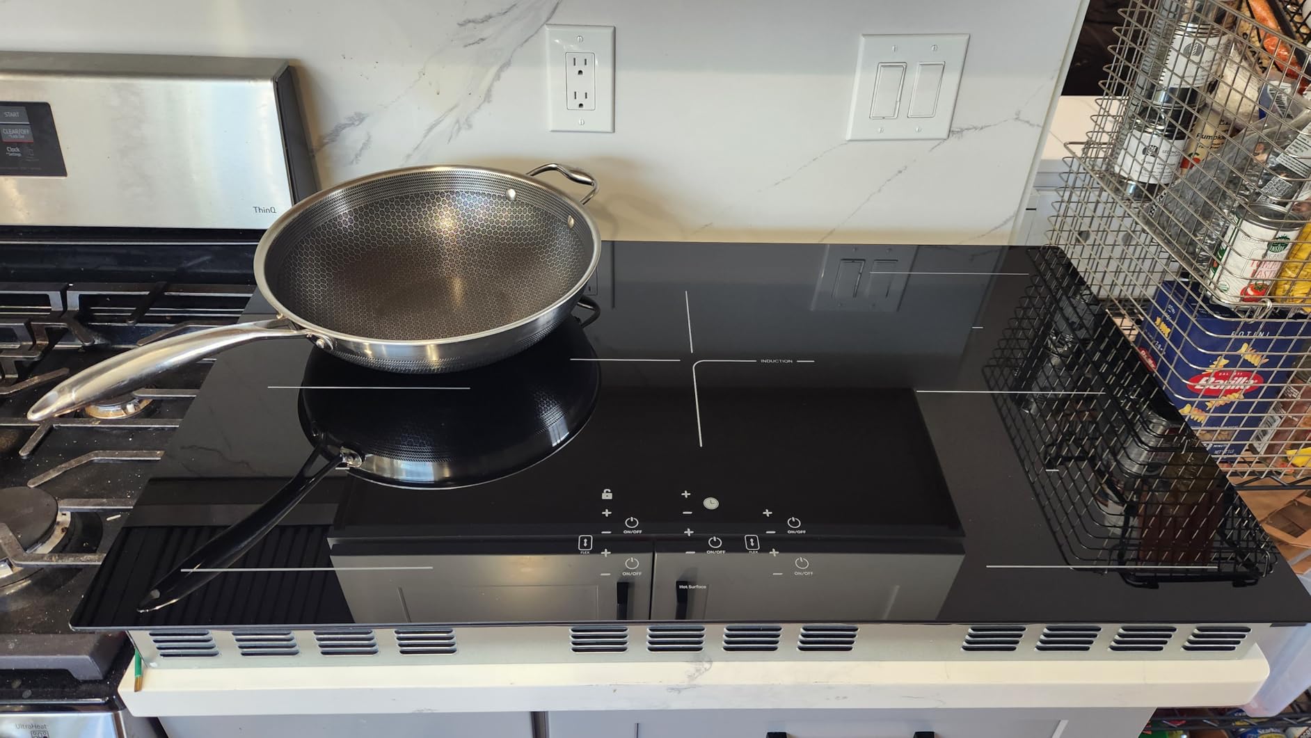 30 Inch Induction Cooktop - 4 Burner Built-In Electric Stove with Bridge-SYNC, Booster, Timer & Child Lock | 9000W 220-240V Hardwired, Black Glass Top customer photo 1