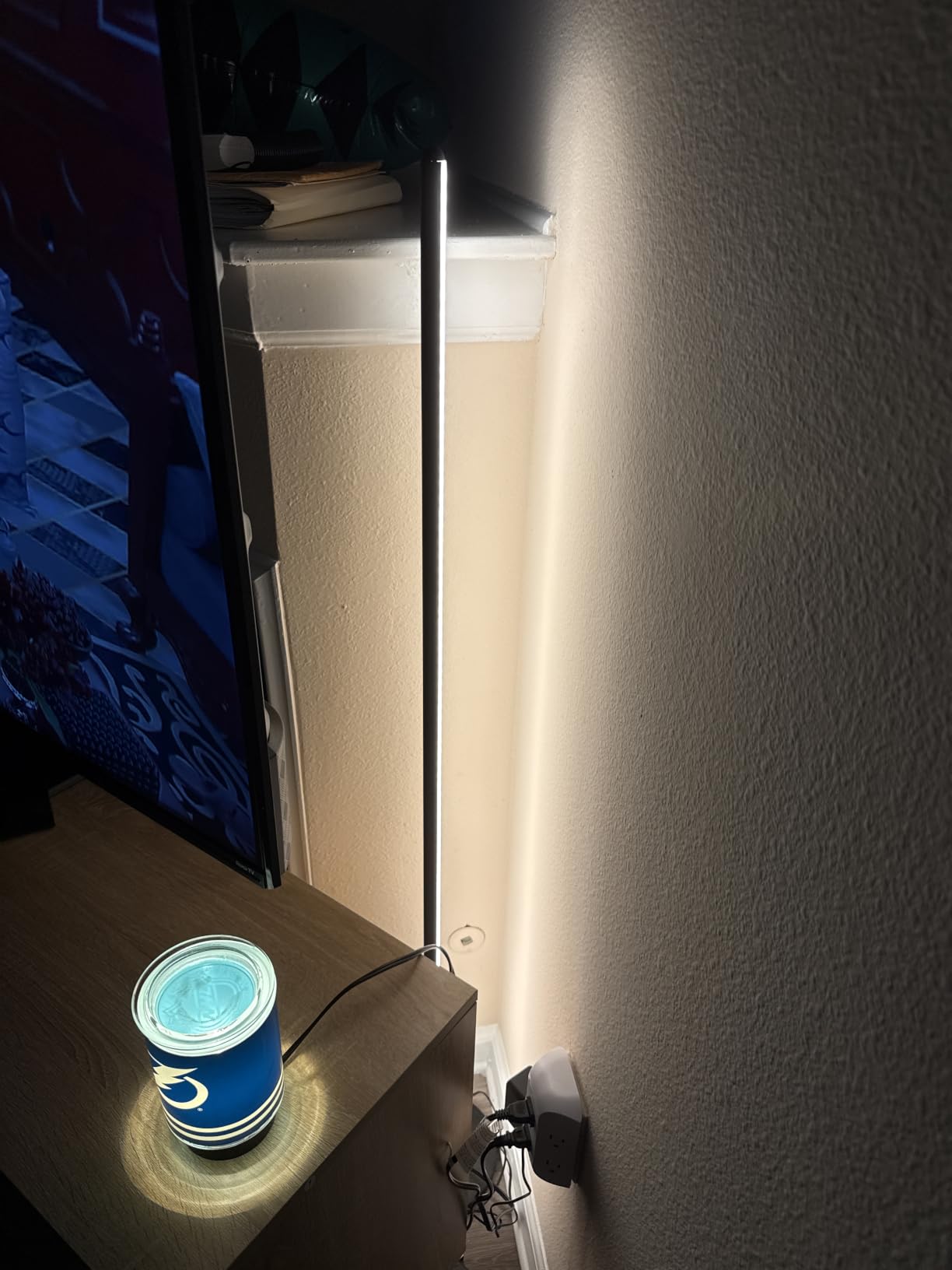 Govee RGBIC Floor Lamp Basic, 1000lm LED Corner Lamp, Champagne customer photo 1
