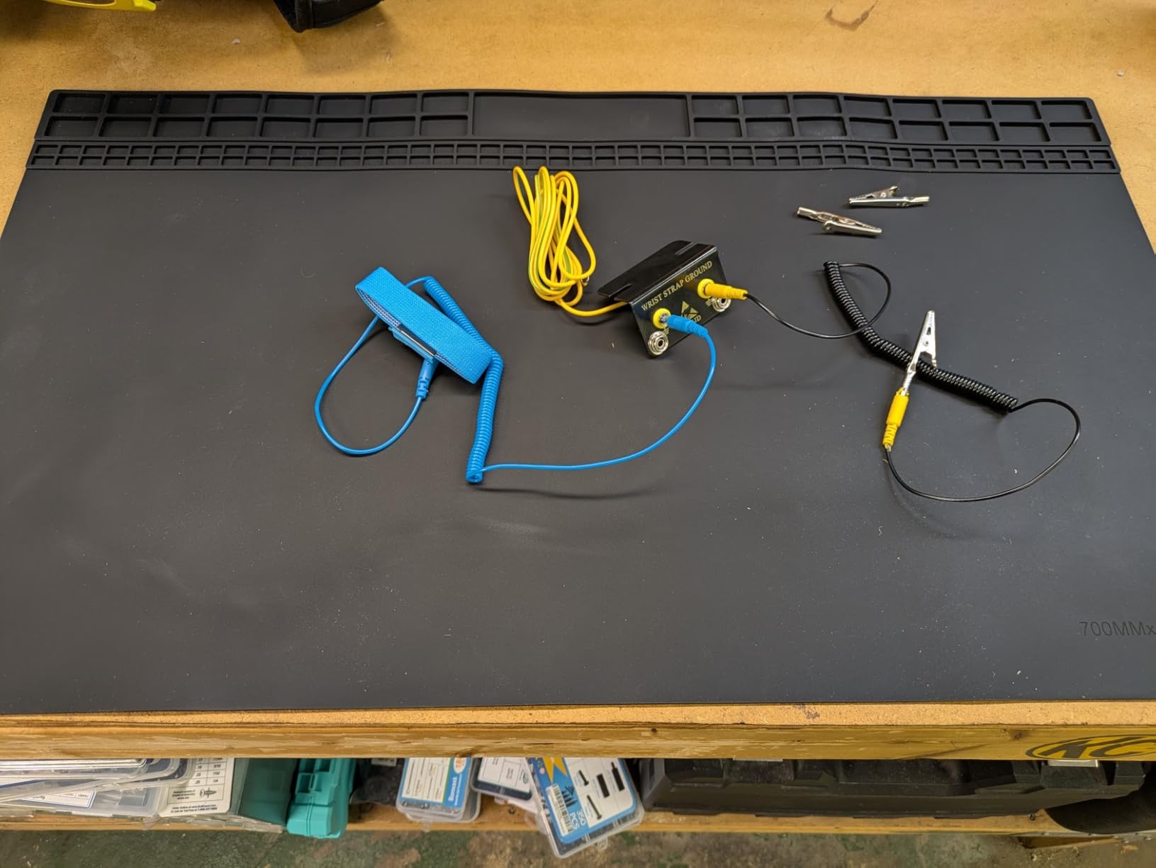 Anti Static Soldering Mat, Extra Large 27.6