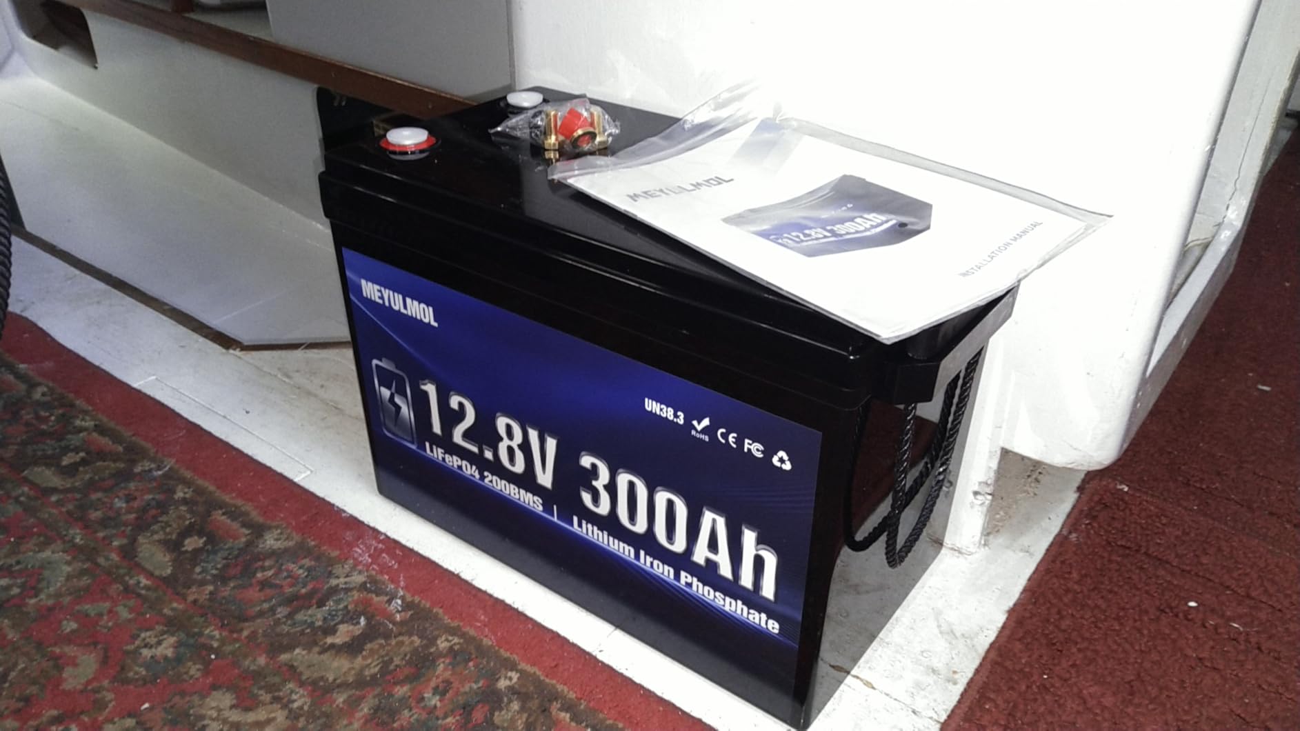 12V 300Ah LiFePO4 Lithium Battery with APP Monitoring, 200A BMS, 15000+ Cycles, 3840Wh, Expandable to 4S4P, Lithium Battery with Low-Temp Protection for RV, Solar, Camping, Off-Grid & Home Backup customer photo 1