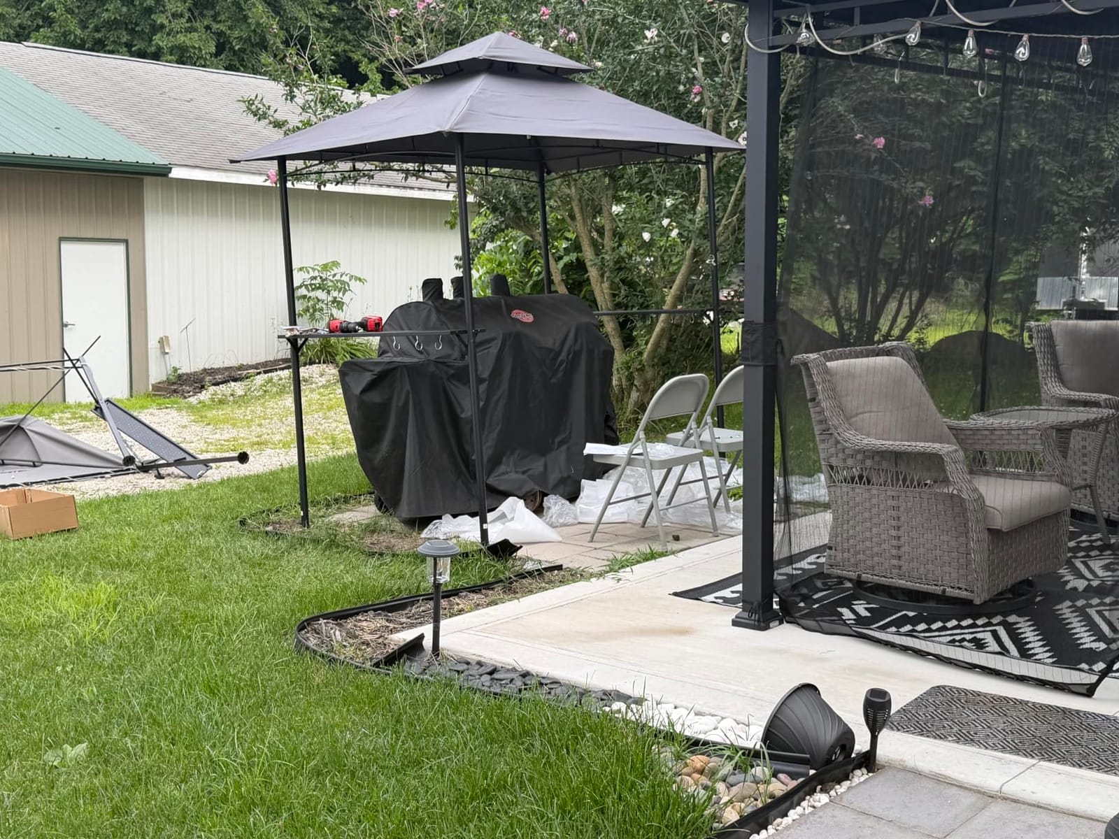 VEVOR Grill Gazebo, 11x5 ft BBQ Gazebo with Extra Awning, Double-Tiered Outdoor Grill Shelter, Thickened Support Legs, Powder-Coated Steel Grilling Canopy with Side Shelves, Bottle Opener & Hooks customer photo 1
