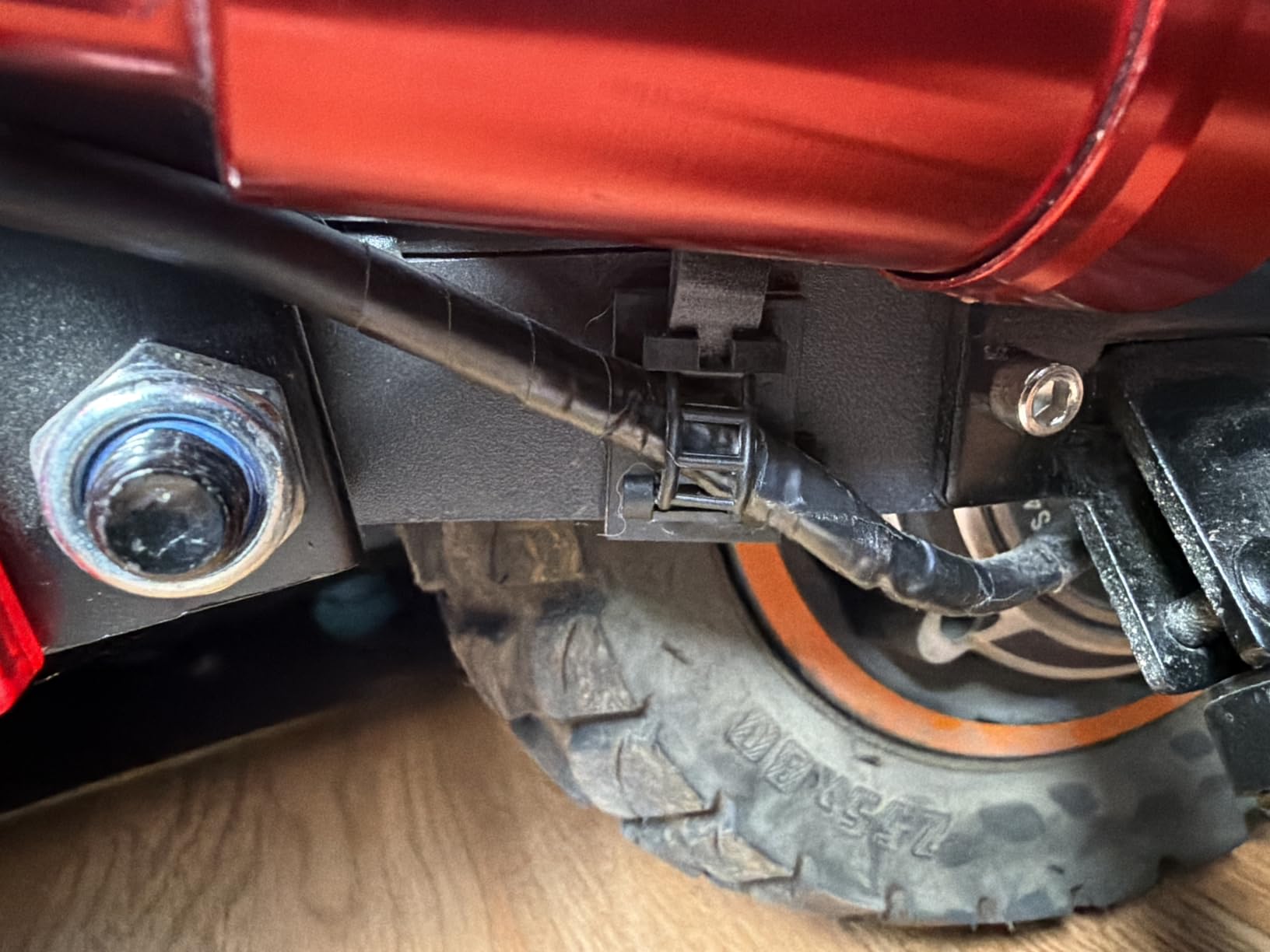 M4 Electric Scooter for Adults Off Road Escooter for Commuting customer photo 2