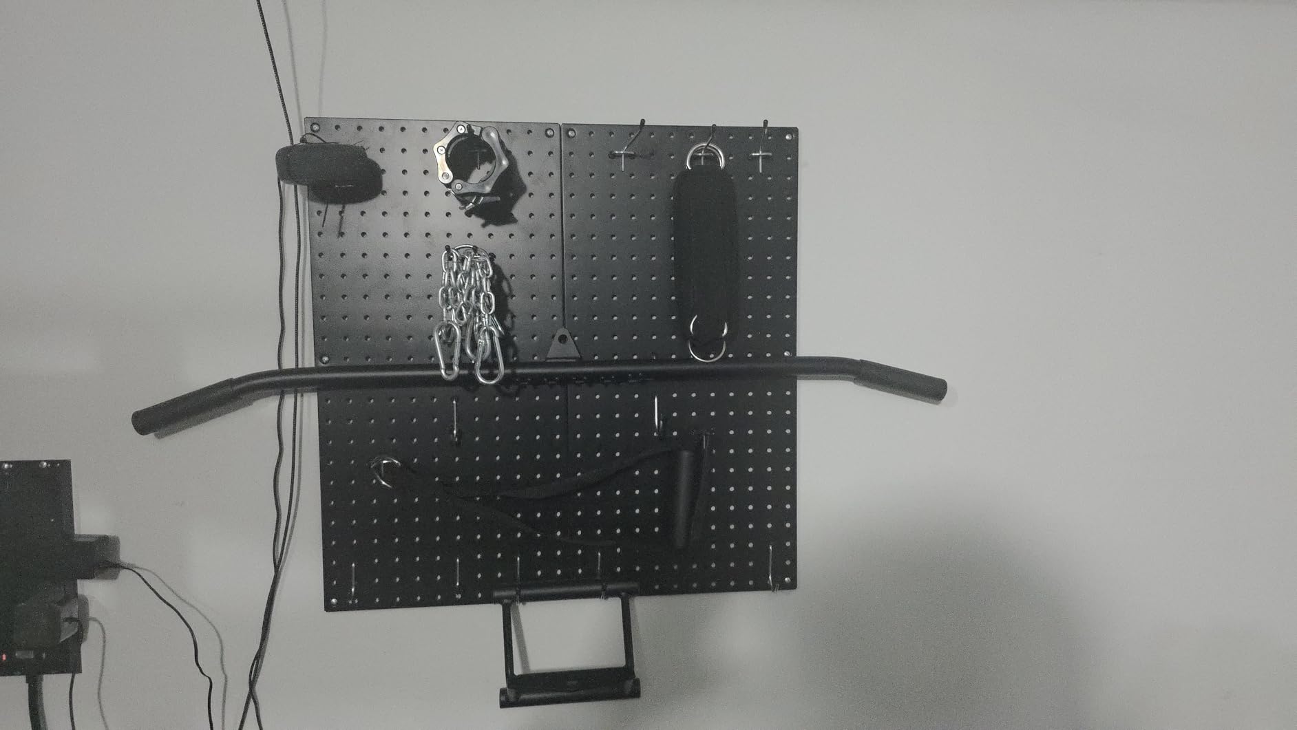 Peg Board, 70PCS Heavy Duty Metal Pegboard with Hooks, 6 Pack Black Peg Board Panels, 50lbs Load Capacity Each, Pegboard Wall Organizer for Garage, Workshop, Craft Rooms Total 24” x 36” customer photo 1