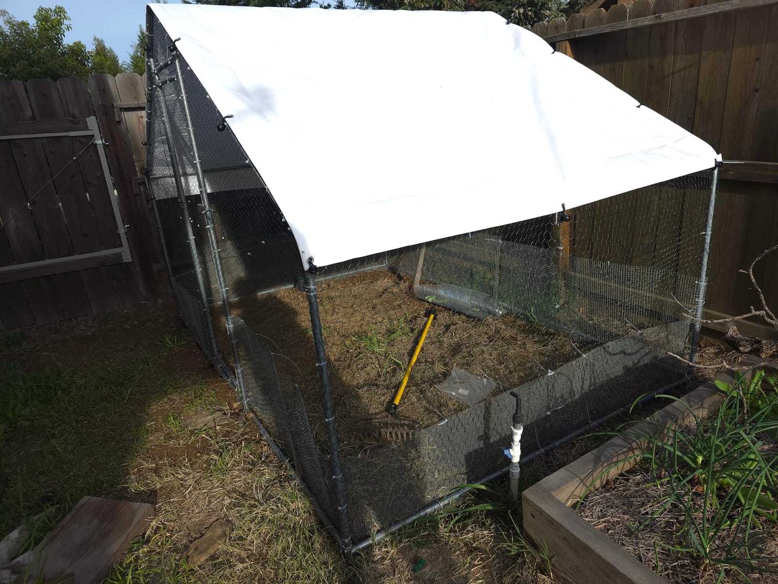4ever2buy Metal Chicken Coop, 9.2x12.5 FT Walk-in Chicken Run Pen Poultry Cage, Water-Resistant & Anti-UV Cover, Large Chicken Coop for 12-15 Chickens customer photo 2