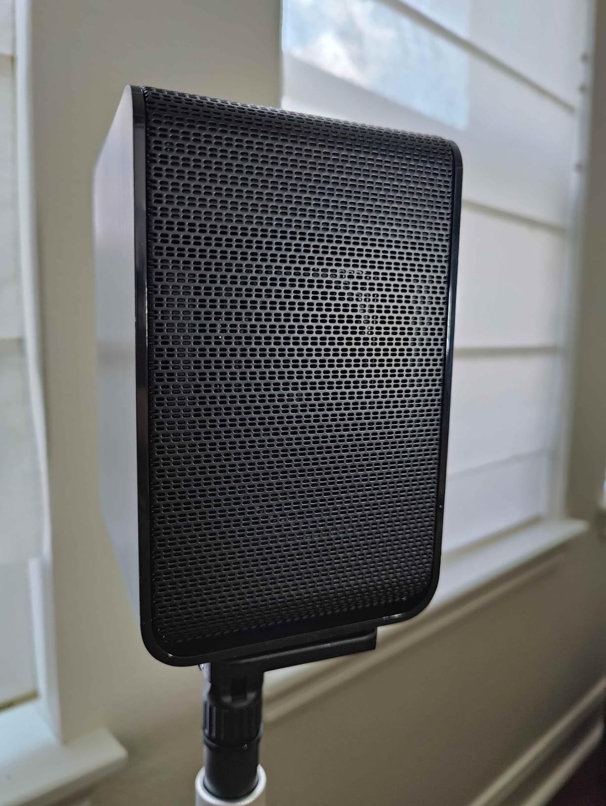 TCL S65K S Series 5.1 Channel Soundbar System with Dolby Atmos, DTS:X, Wireless Subwoofer, Wireless Surround Speakers, Bluetooth Music Streaming, and AI Sonic Auto Room Calibration customer photo 2