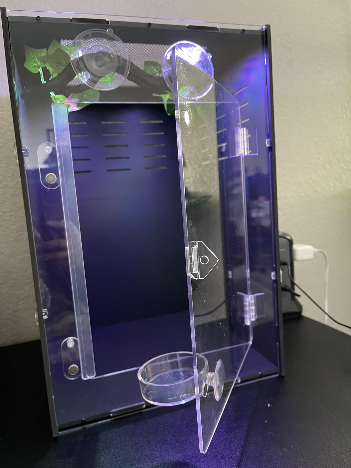 24x16x16 PVC Reptile Enclosure for Leopard Reptiles, Front Opening Tank customer photo 2