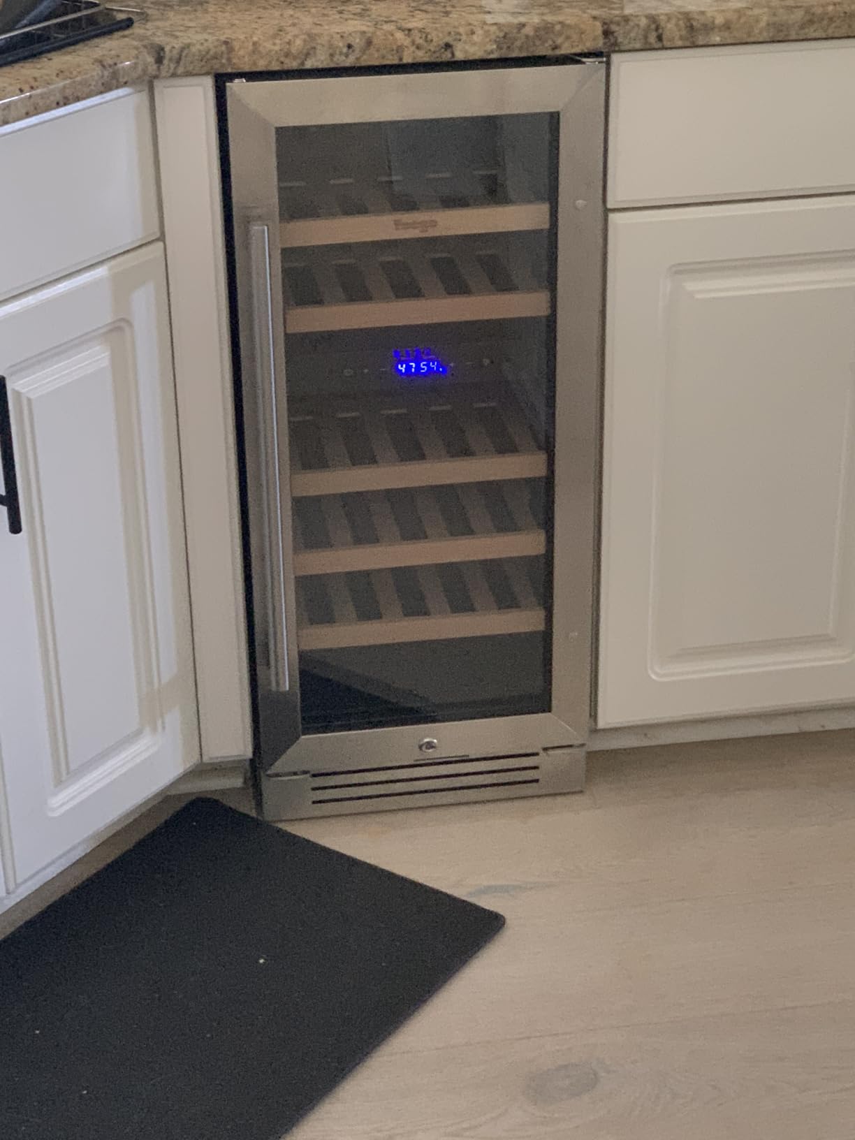 Yeego 30 Inch Wine and Beverage Refrigerator with 80 Can and 33 Bottle customer photo 2